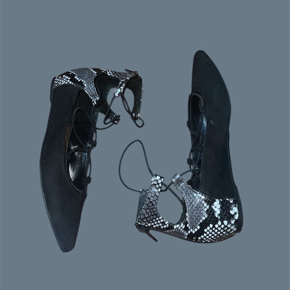 Jennifer Lopez Terri Black Flats #khols #flats #work #office